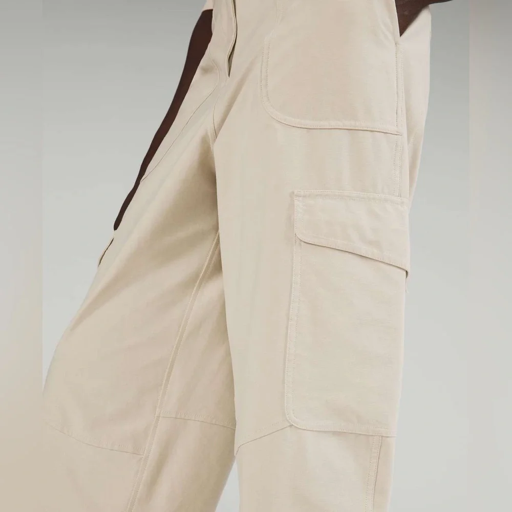 Lululemon Light Utilitech Cargo Pocket High-Rise Pant Natural Ivory